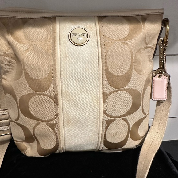 Coach Crossbody - Picture 1 of 5